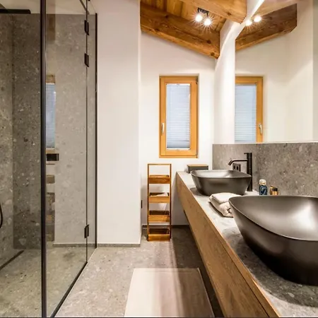 Apartment Modern And Comfortable In *